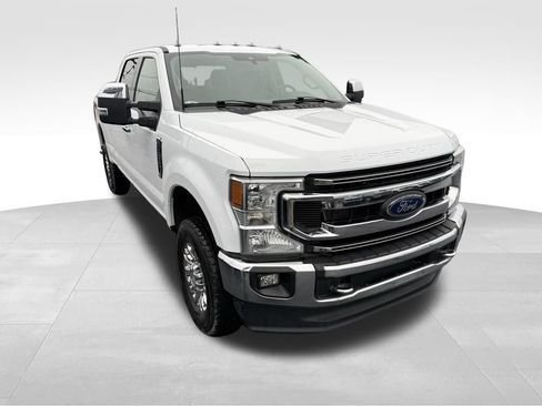 Used 2022 Ford F250 XLT w/ XLT Premium Package image 2