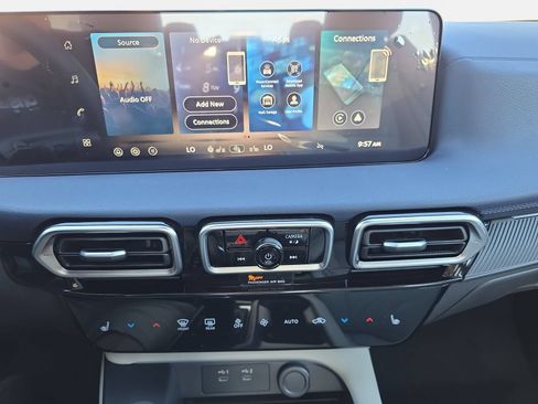 New 2026 Nissan Sentra SL w/ Floor Mat Package FWD image 19