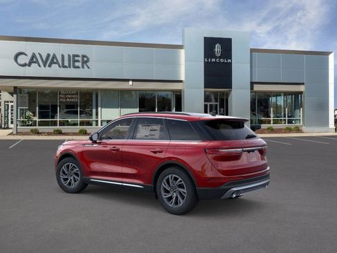 Used 2025 Lincoln Corsair Premiere w/ Equipment Group 101A image 4