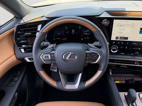 New 2026 Lexus RX 350h AWD/4WD image 14