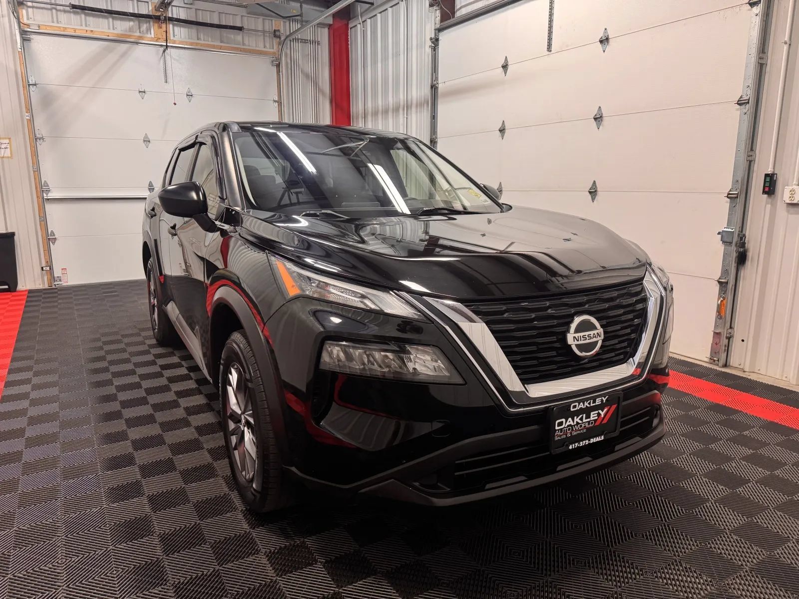 Used 2021 Nissan Rogue S AWD/4WD image 6