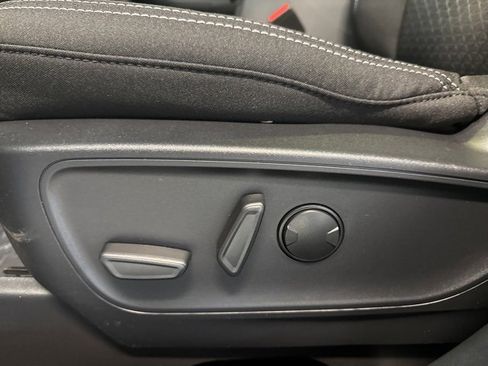 Used 2025 Ford Escape Active w/ Active Premium Tech Pack image 24