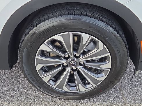 Used 2024 Buick Envision Preferred image 7