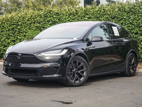 Used 2023 Tesla Model X AWD/4WD image 1