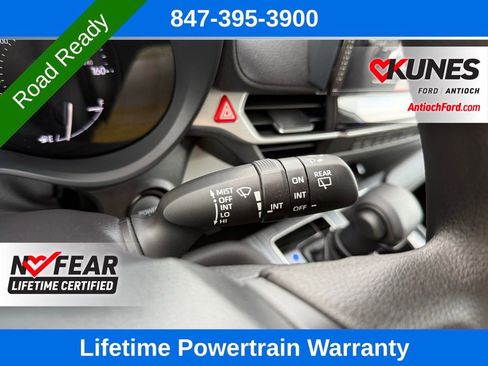 Used 2025 Toyota Sienna LE image 36