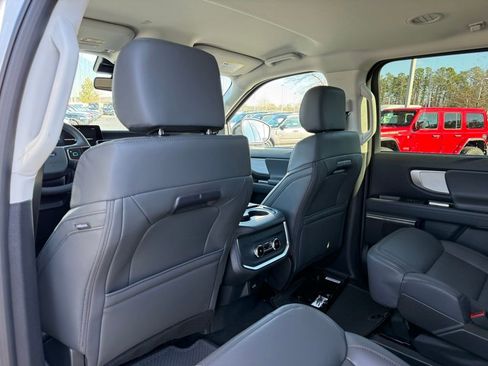 New 2026 Ford Expedition Max Active image 26