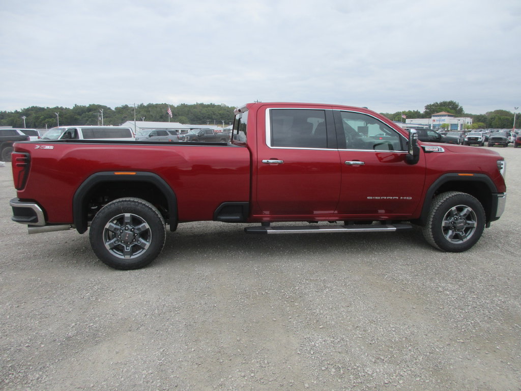 New 2026 GMC Sierra 3500 SLT w/ SLT Premium Package AWD/4WD image 3