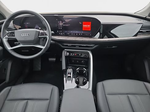Used 2025 Audi Q5 Premium w/ Convenience Package AWD/4WD image 10