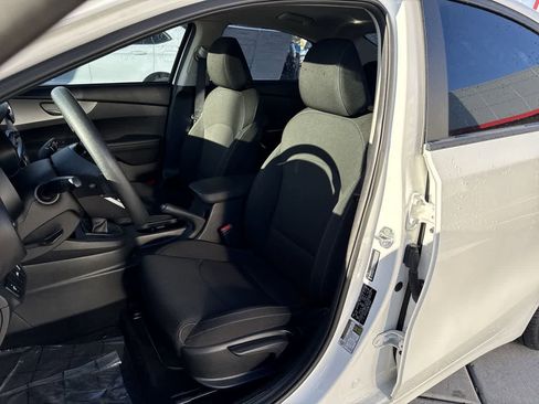 Used 2021 Kia Forte Sedan image 11