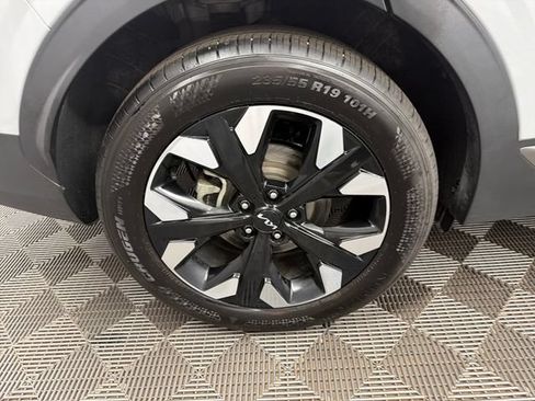 Certified 2024 Kia Sportage X-Line w/ X-Line Premium Package AWD/4WD image 37