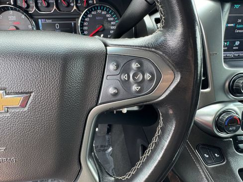 Used 2020 Chevrolet Suburban LT AWD/4WD image 31