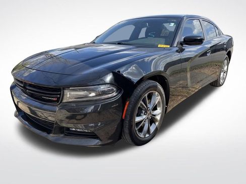 Used 2020 Dodge Charger SXT w/ Cold Weather Package image 7