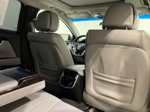 Used 2014 Cadillac XTS Luxury image 45