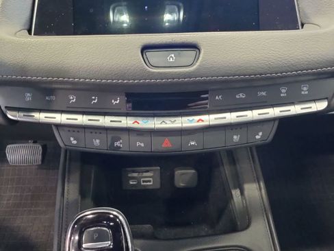 Used 2023 Cadillac XT4 Premium Luxury w/ Sun And Sound Package AWD/4WD image 25