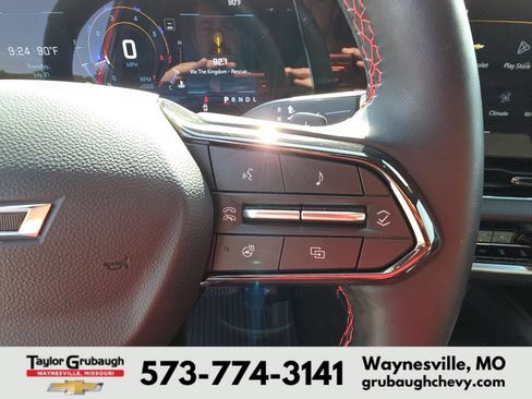 Certified 2026 Chevrolet Equinox RS w/ LPO, Floor Liner Package AWD/4WD image 19