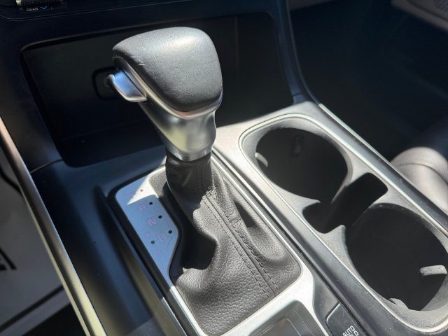 Used 2023 Kia Carnival LX FWD image 18