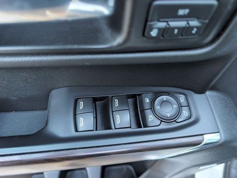 Used 2021 GMC Sierra 1500 SLT w/ SLT Convenience Package image 18