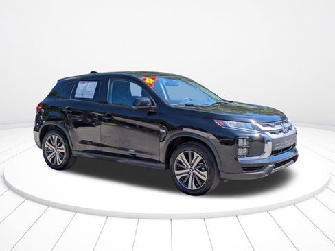 Used 2025 Mitsubishi Outlander Sport ES AWD/4WD image 2