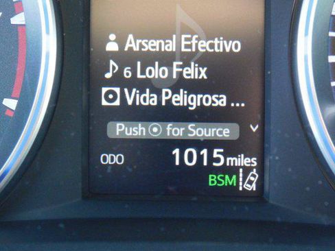 Certified 2019 Toyota Highlander XLE FWD image 12