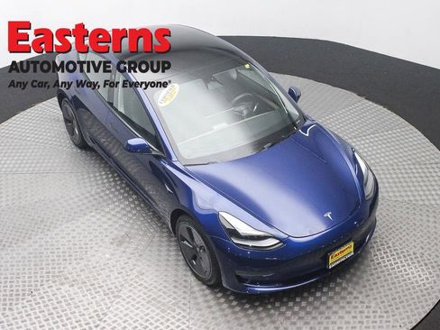Used 2023 Tesla Model 3 Standard Range RWD image 3