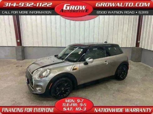 Used 2017 MINI Cooper 2-Door Hardtop image 1