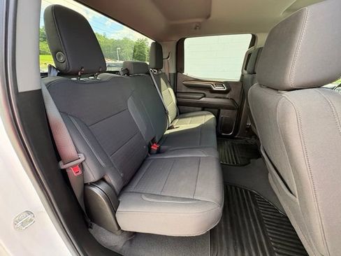 Used 2024 Chevrolet Silverado 1500 LT AWD/4WD image 28