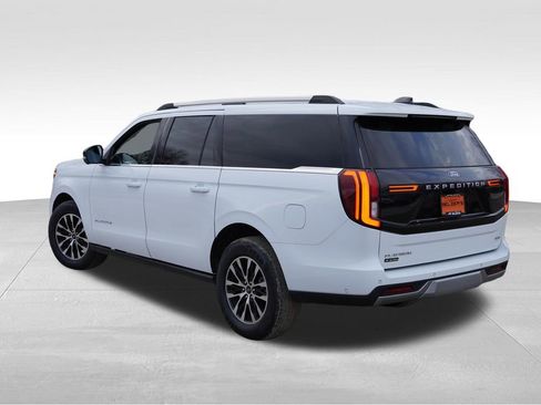 Certified 2025 Ford Expedition Max Platinum image 7