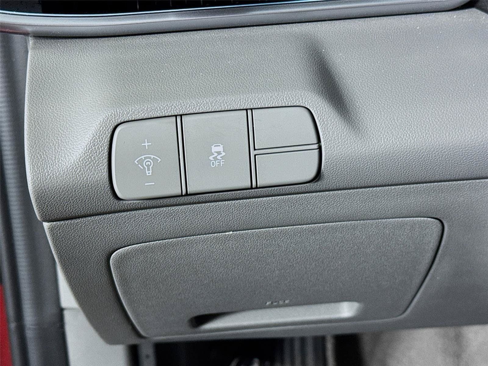 Certified 2024 Hyundai Elantra SEL FWD image 10