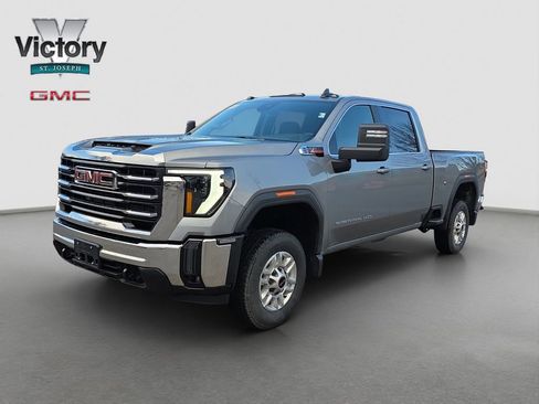 New 2026 GMC Sierra 2500 SLE w/ Preferred Package AWD/4WD image 3