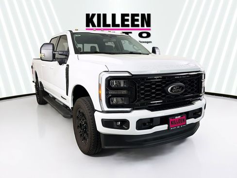 New 2026 Ford F250 XLT w/ XLT Premium Package AWD/4WD image 1