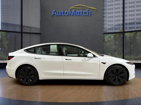 Used 2025 Tesla Model 3 Long Range RWD image 12