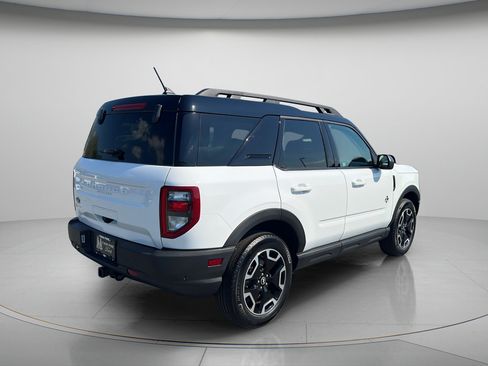 Used 2023 Ford Bronco Sport Outer Banks w/ Tech Package AWD/4WD image 7