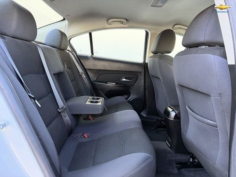 Used 2016 Chevrolet Cruze LT FWD image 14