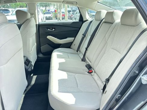 Used 2025 Honda Accord SE image 15