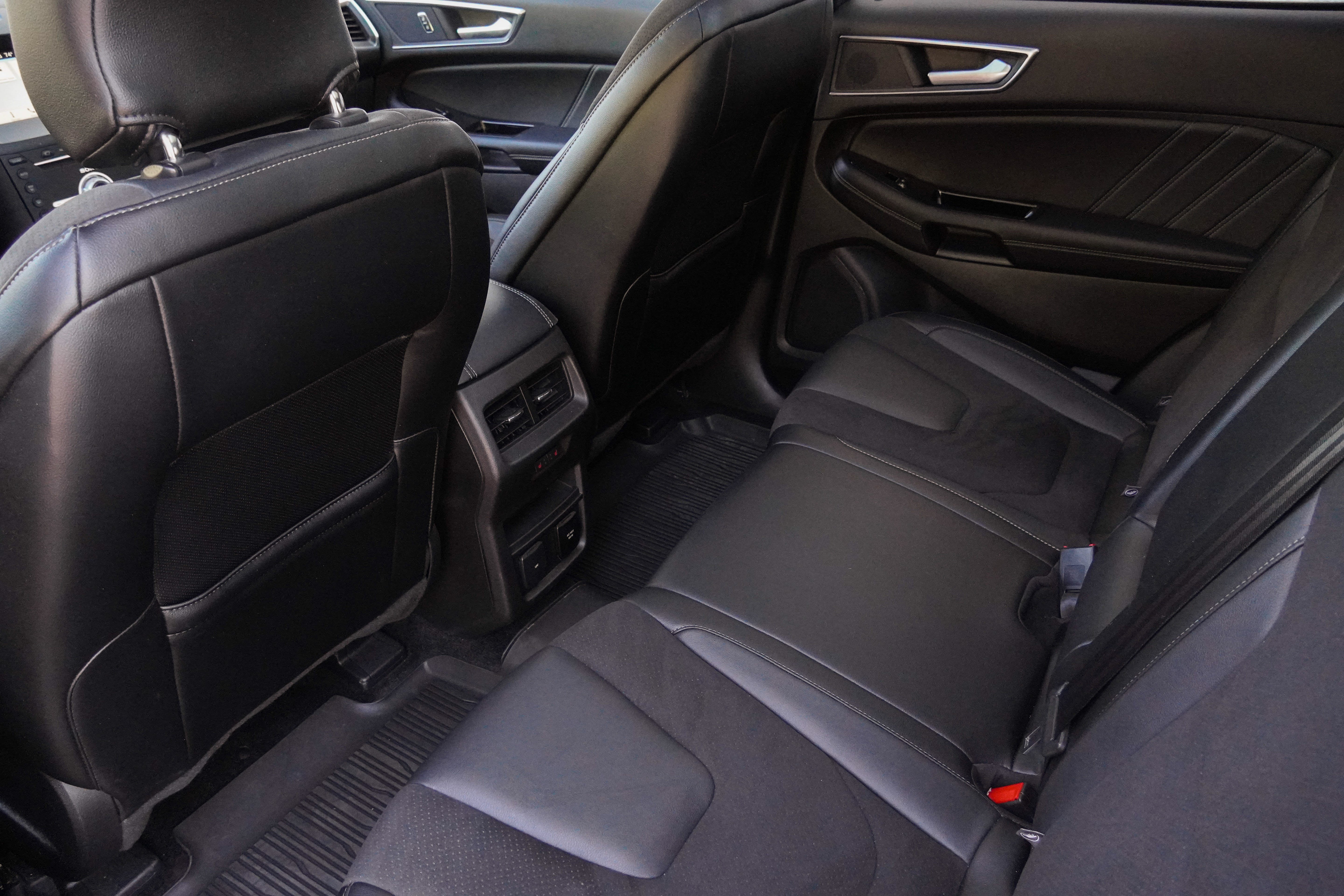 Used 2017 Ford Edge Sport w/ Equipment Group 401A AWD/4WD image 31