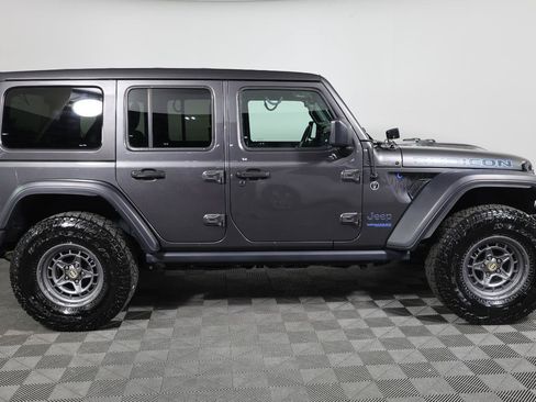 Used 2022 Jeep Wrangler Unlimited Rubicon 4xe w/ Steel Bumper Group AWD/4WD image 4