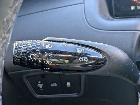 Used 2022 Hyundai Santa Cruz SEL Premium image 27