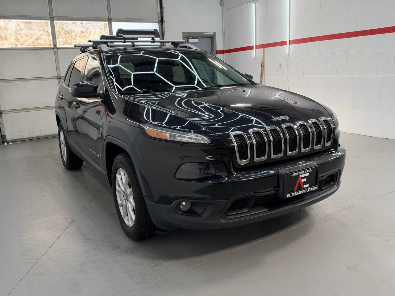 Used 2015 Jeep Cherokee Latitude AWD/4WD image 11