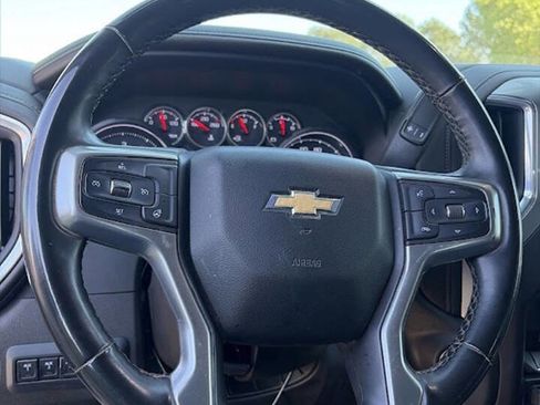 Used 2023 Chevrolet Silverado 2500 LTZ w/ Gooseneck/5TH Wheel Package AWD/4WD image 12