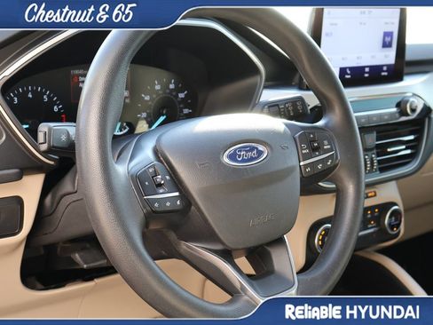 Used 2020 Ford Escape SE FWD image 24