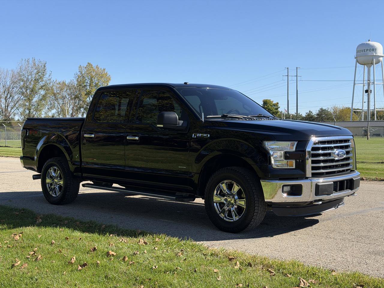 Used 2016 Ford F150 XLT w/ Equipment Group 302A Luxury AWD/4WD image 8