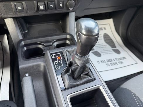 Used 2020 Toyota Tacoma TRD Sport image 20