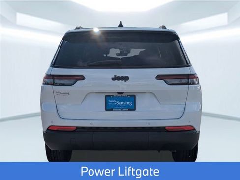 New 2025 Jeep Grand Cherokee L Altitude image 5