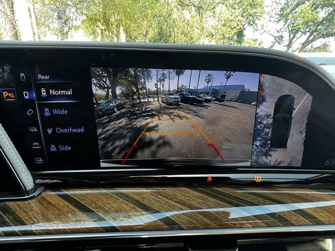 Used 2023 Cadillac Escalade ESV Premium Luxury Platinum w/ LPO, Radiant Package image 25