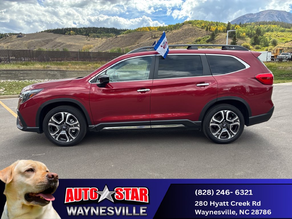 Used 2025 Subaru Ascent Touring w/ Popular Package #2 AWD/4WD image 2