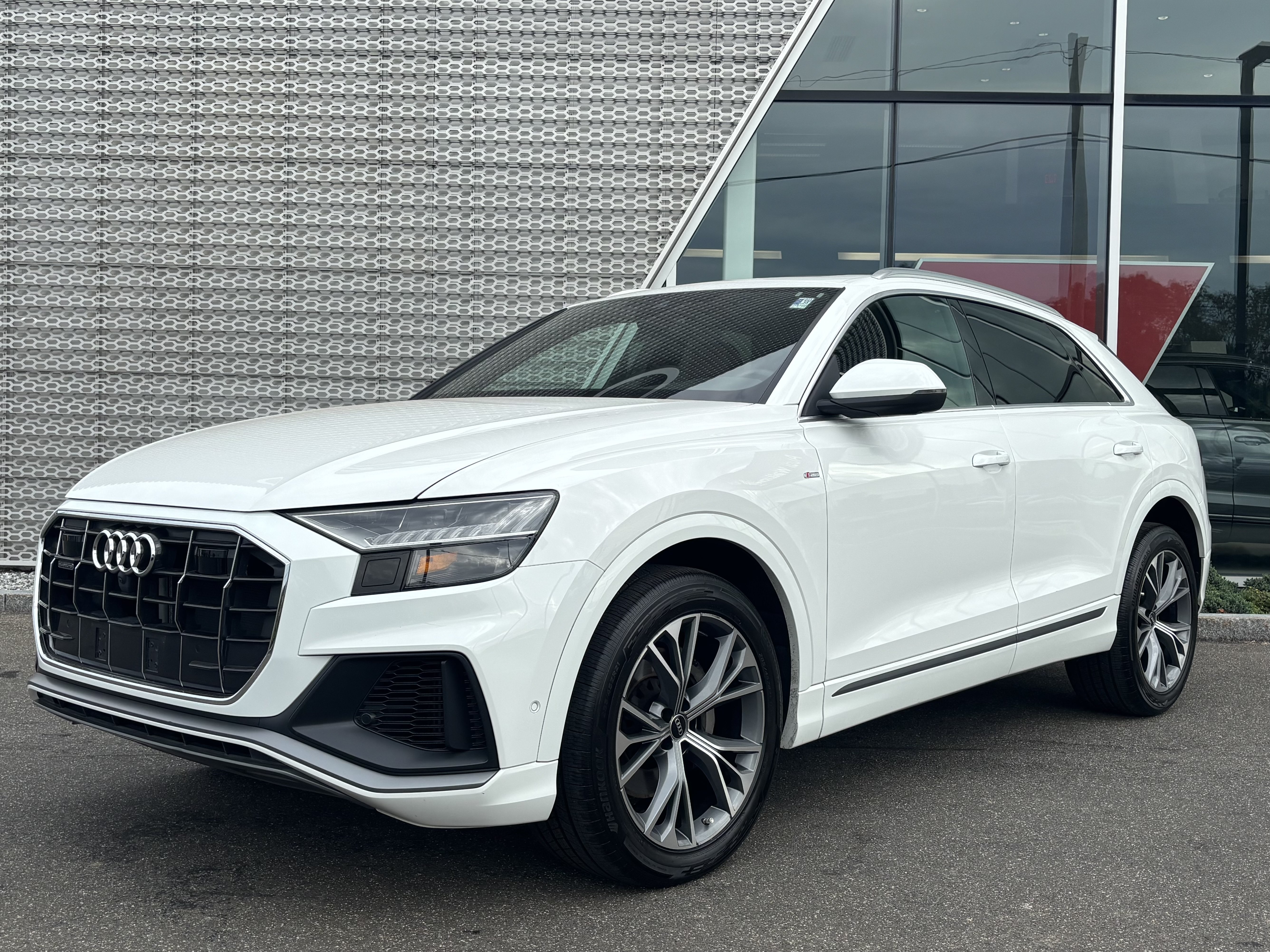 Certified 2023 Audi Q8 Premium Plus AWD/4WD image 1