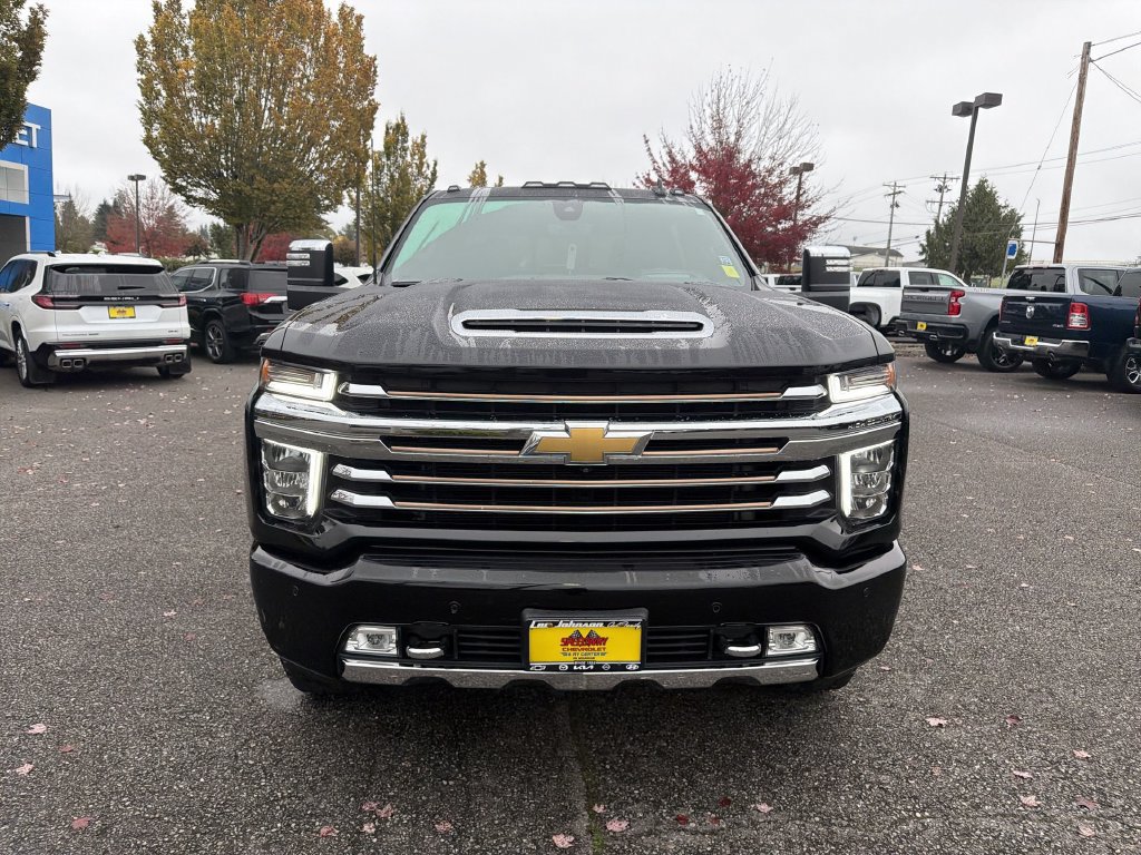 Certified 2022 Chevrolet Silverado 2500 High Country w/ Technology Package AWD/4WD image 4