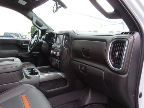 Used 2022 GMC Sierra 2500 AT4 w/ Gooseneck/5TH Wheel Package image 51