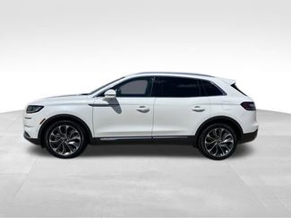 Used 2023 Lincoln Nautilus Reserve w/ Equipment Group 201A video 5