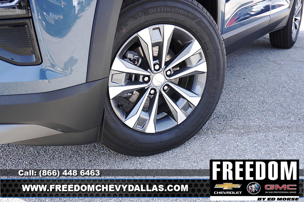 Used 2027 Chevrolet Equinox LT FWD image 9